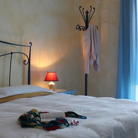 Aparthotel Le Chiavi Di San Francesco 4*