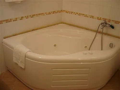 Le Chiavi Di San Francesco شقة فندقية 4*